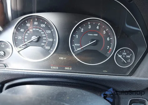 2017 BMW 340 из США, поврежденный, VIN WBA8B3C58HK777464